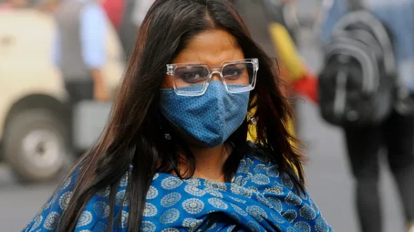 কোভিডের নতুন বুস্টার ডোজ নাকের ড্রপ