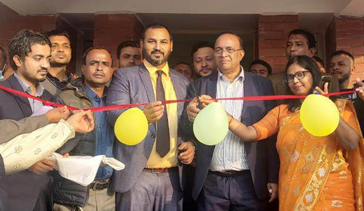 অজপাড়া গাঁয়ের মানুষেরা এখন সহজেই স্বাস্থ্য সেবা পাচ্ছেন -ভিডিও কনফারেন্সে স্বাস্থ্য মন্ত্রী