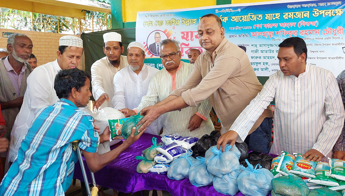 <strong>সমাজের অবহেলিত-বঞ্চিত মানুষের সেবায় সবাইকে এগিয়ে আসতে হবে – বিশ্বনাথে শফিক চৌধুরী</strong>