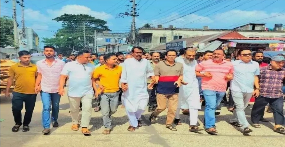 জুড়ীতে আ.লীগের শান্তি মিছিল: হরতালে মাঠে ছিল না বিএনপি-জামায়াত