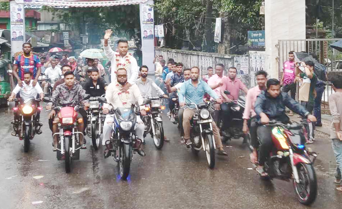 বিশ্বনাথে পৌর কাউন্সিলর ফজর আলীকে সংবর্ধনা প্রদান