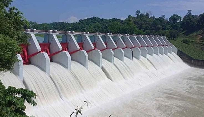 খুলে দেওয়া হলো কাপ্তাই বাঁধের ১৬ গেট