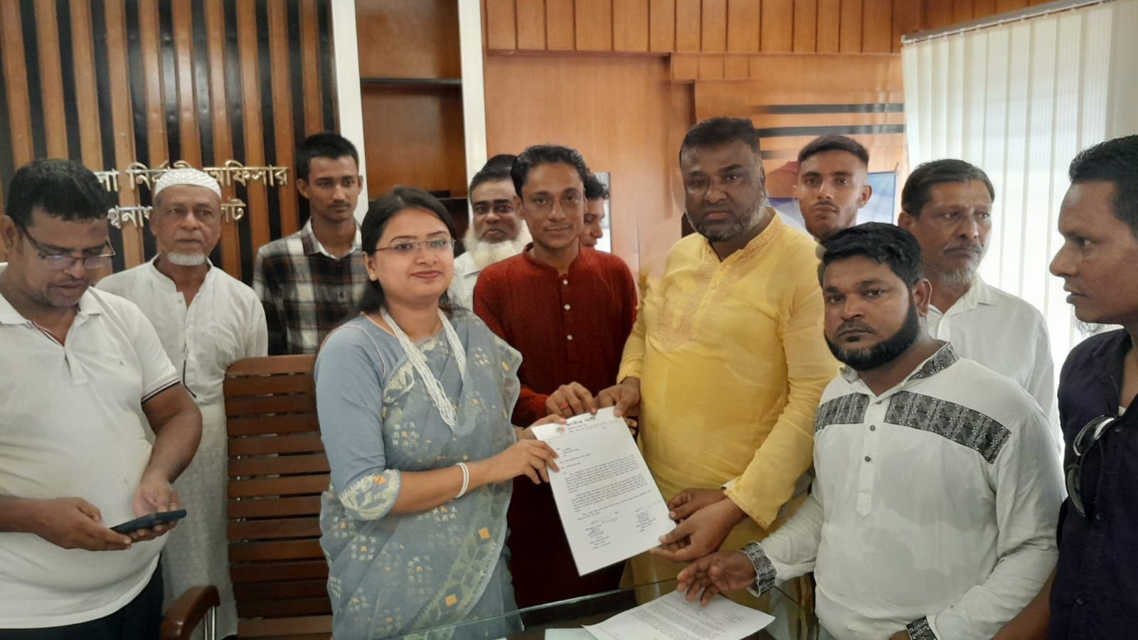 উপজেলা নির্বাহী অফিসার বরাবর বিশ্বনাথ উপজেলার জাতীয় পার্টির স্মারকলিপি প্রদান