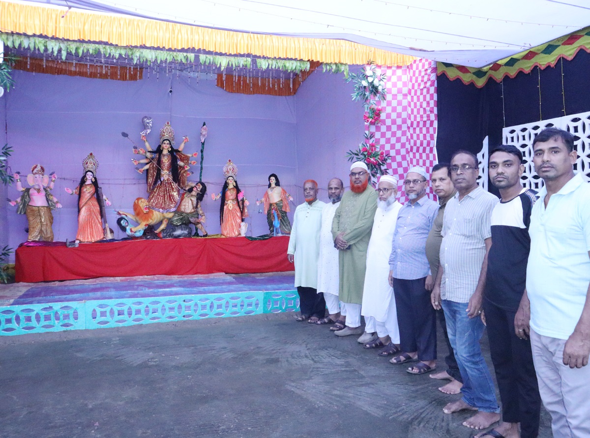 বিশ্বনাথে পূজামন্ডপ পরিদর্শন করলেন জামায়াত নেতৃবৃন্দ