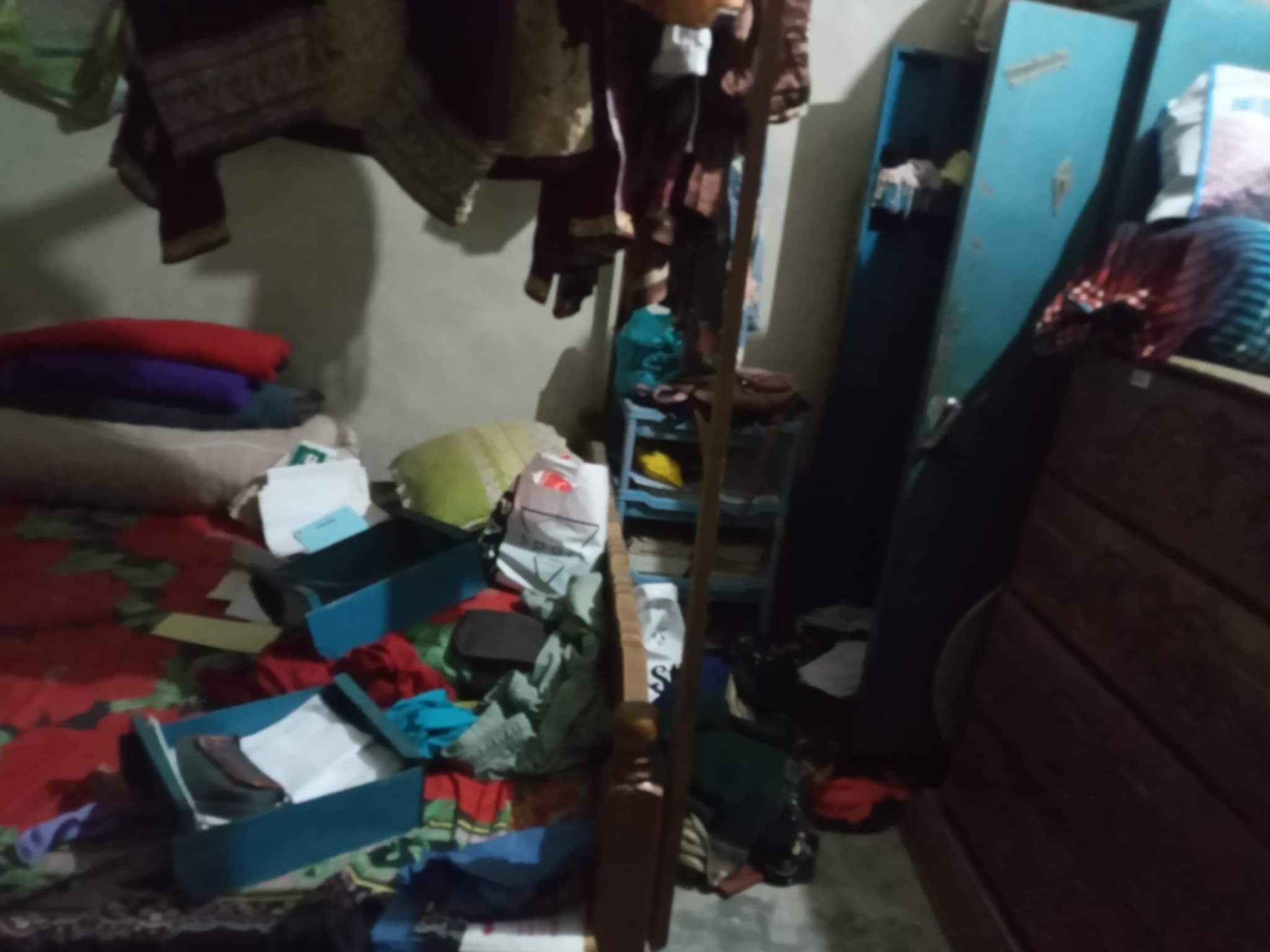 বিশ্বনাথে দিন-দুপুরে তালা ভেঙ্গে টাকা-স্বর্ণালঙ্কার’সহ ৪ পরিবারের মালামাল লুট!