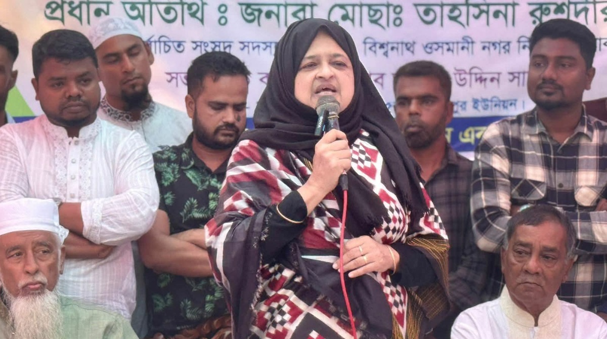ঈদের শুভেচ্ছা বিনিময়ের পাশাপাশি উন্নয়ন কাজের উদ্বোধনে ব্যস্ত দু’দিন কাটল এমপি লুনার