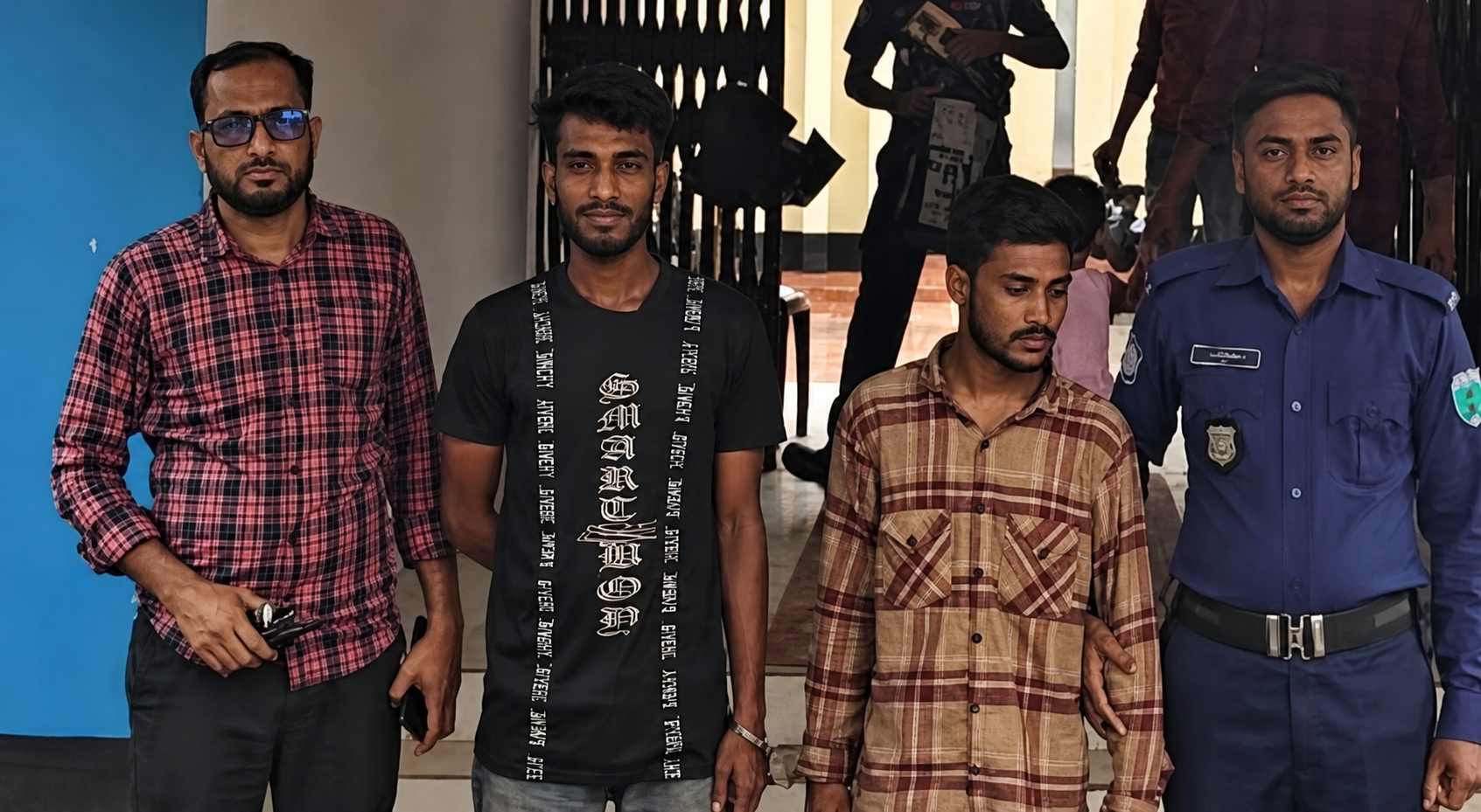 বিশ্বনাথে চুরি হওয়া পানির পাম্পসহ ২ চোর আটক